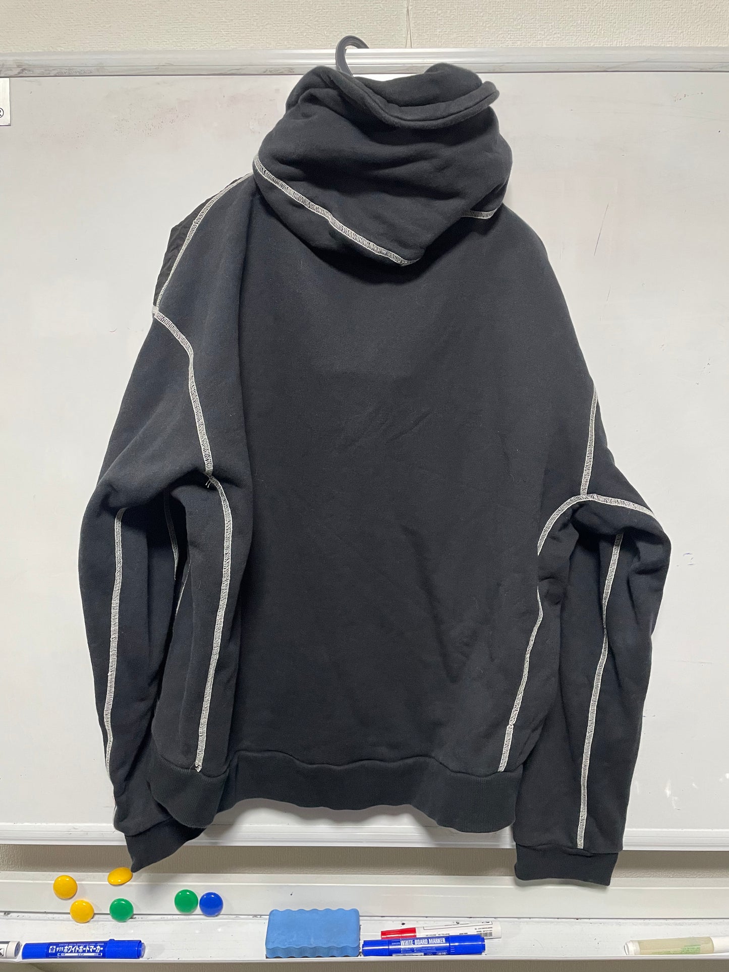 【サンプル】Anti Storm Hoodie