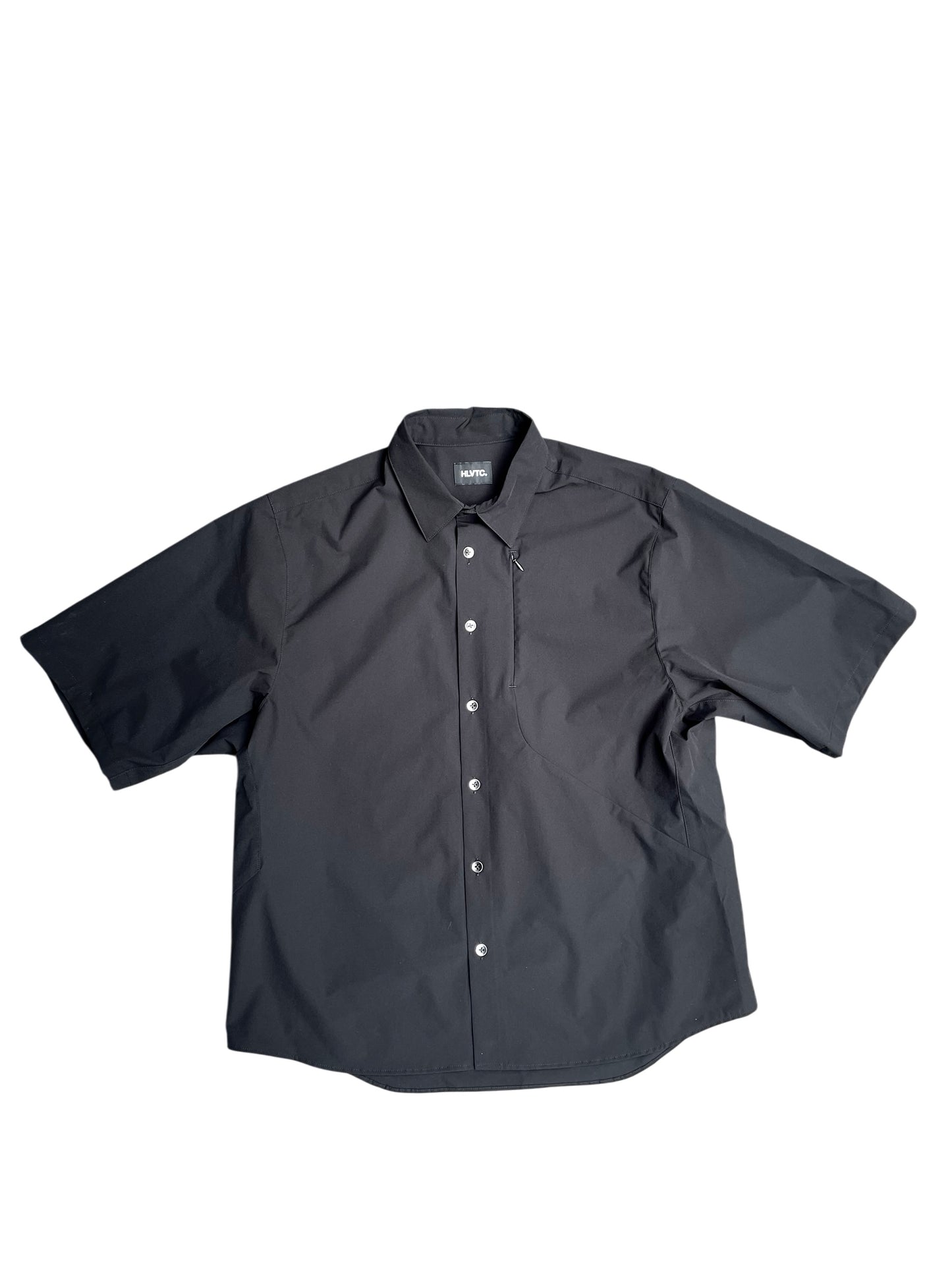 The Shirts 1/2