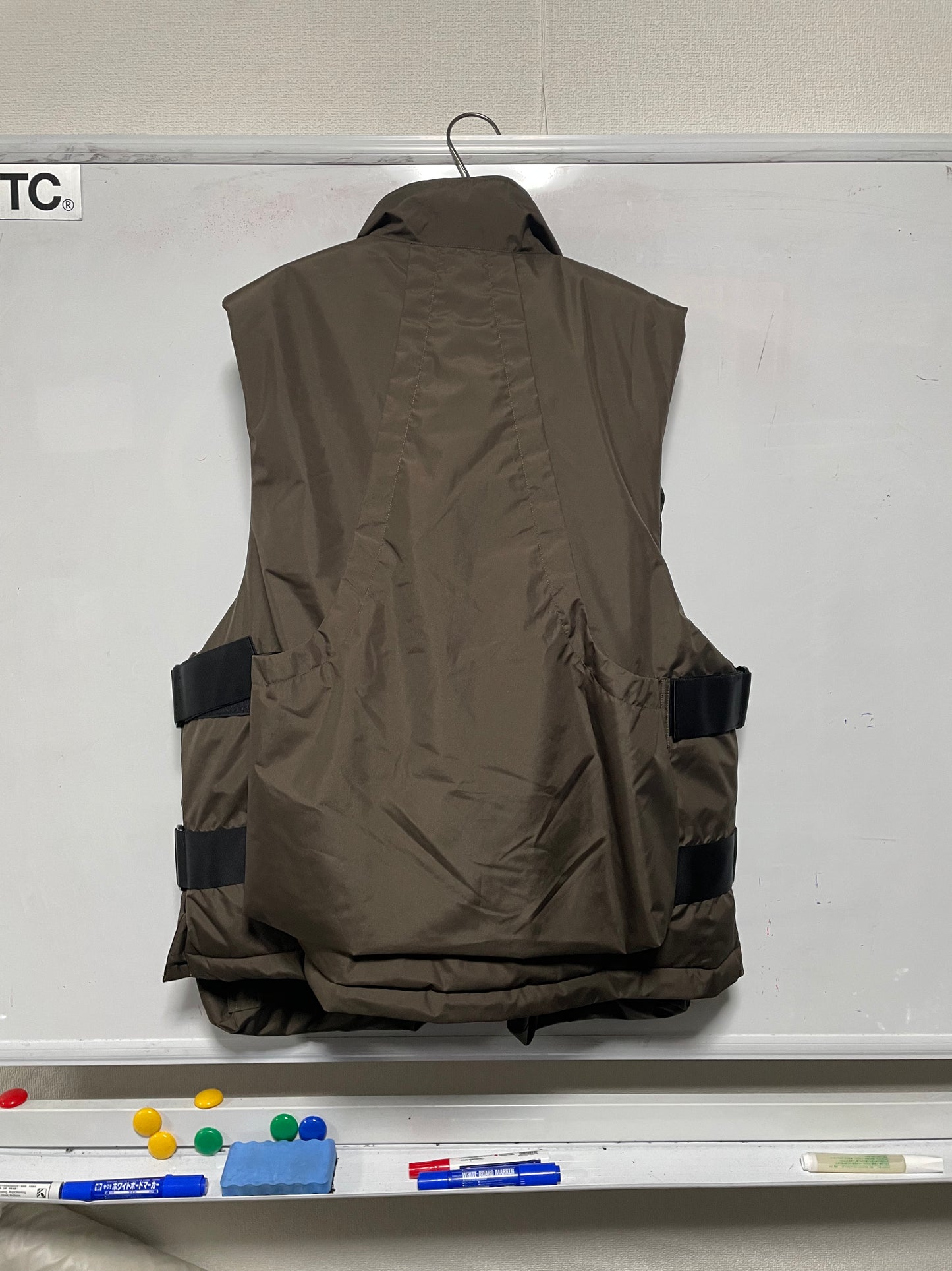 【サンプル】GTX Cargo vest Waterploof Lightwait Brown